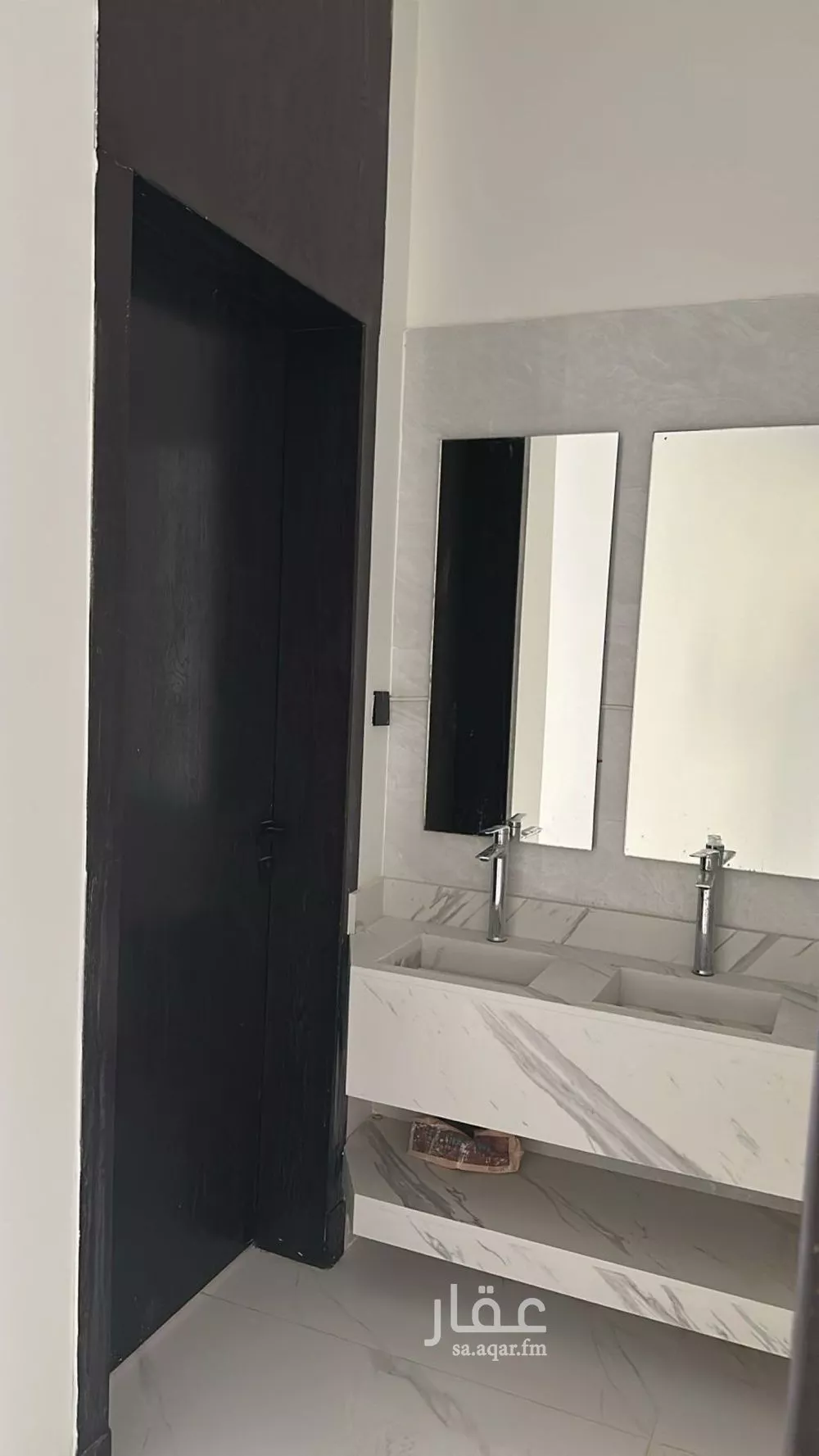 5 bedroom floor in Al Janadriyah 4