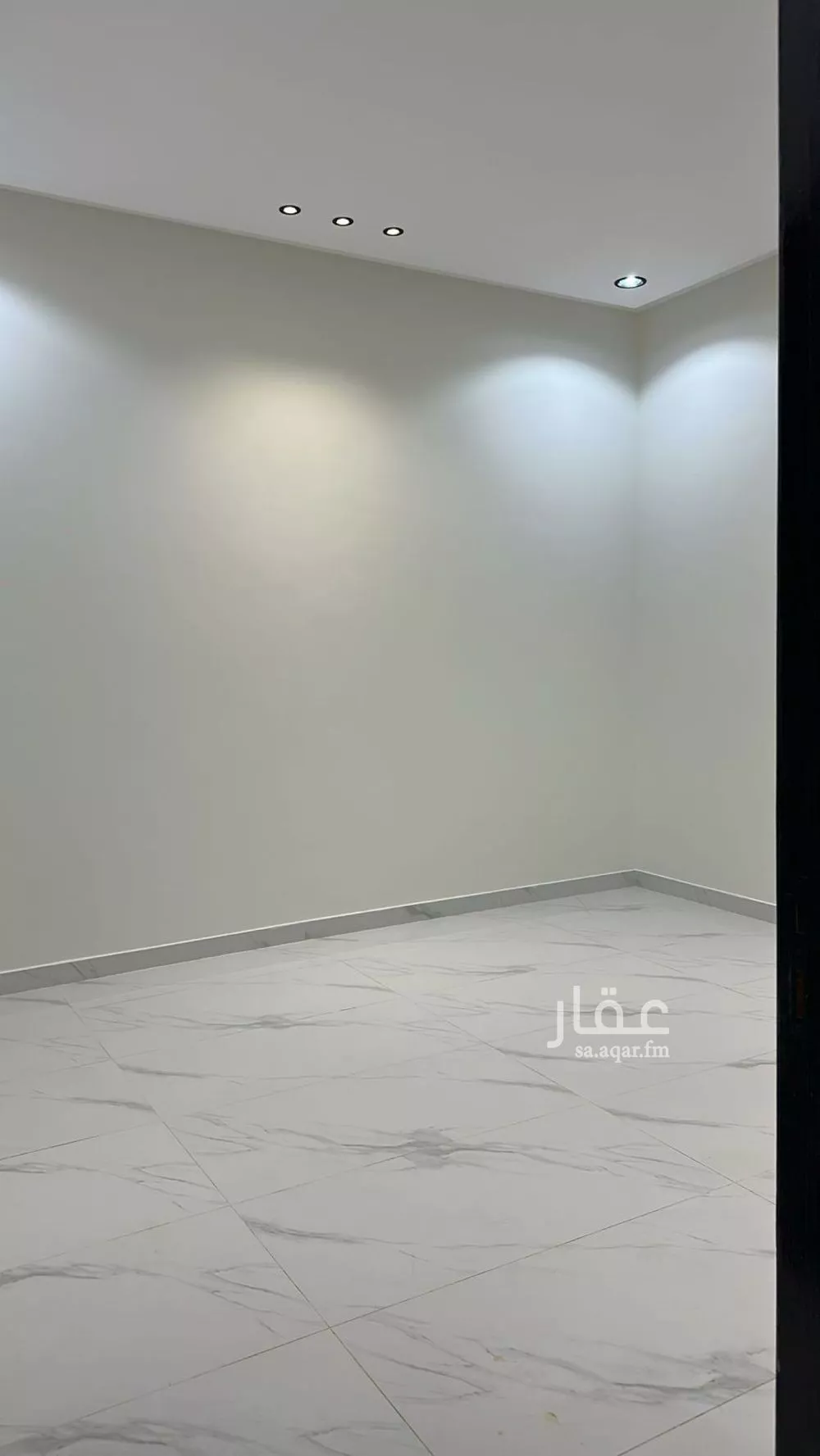 5 bedroom floor in Al Janadriyah 8