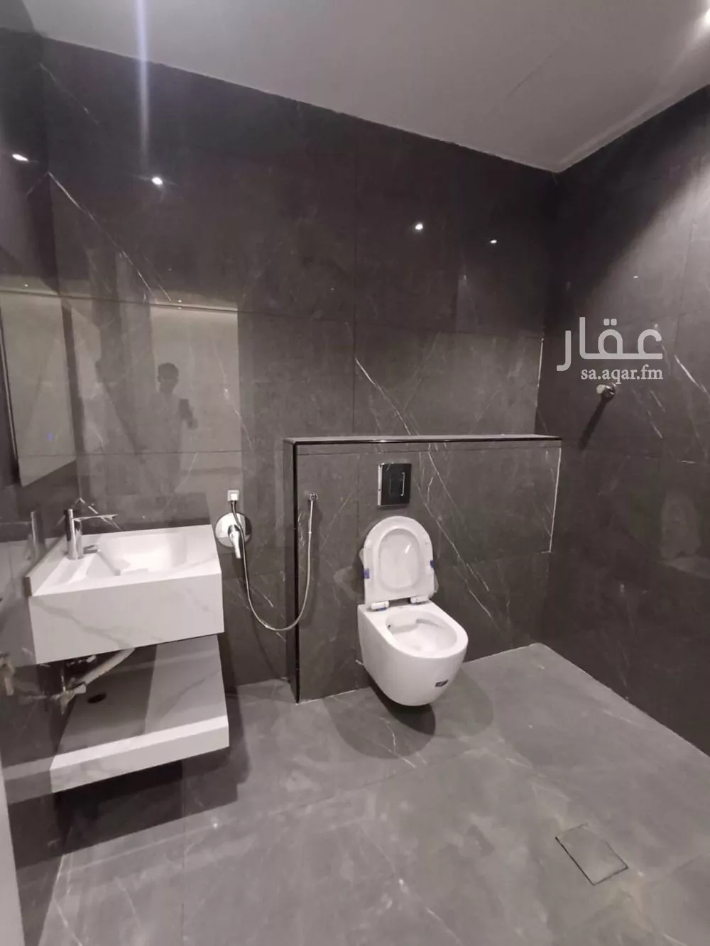 5 bedroom floor in Al Rimal 13