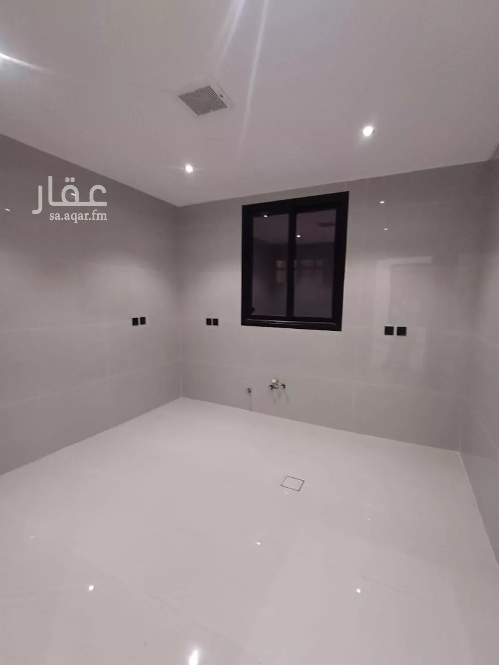 5 bedroom floor in Al Rimal 8