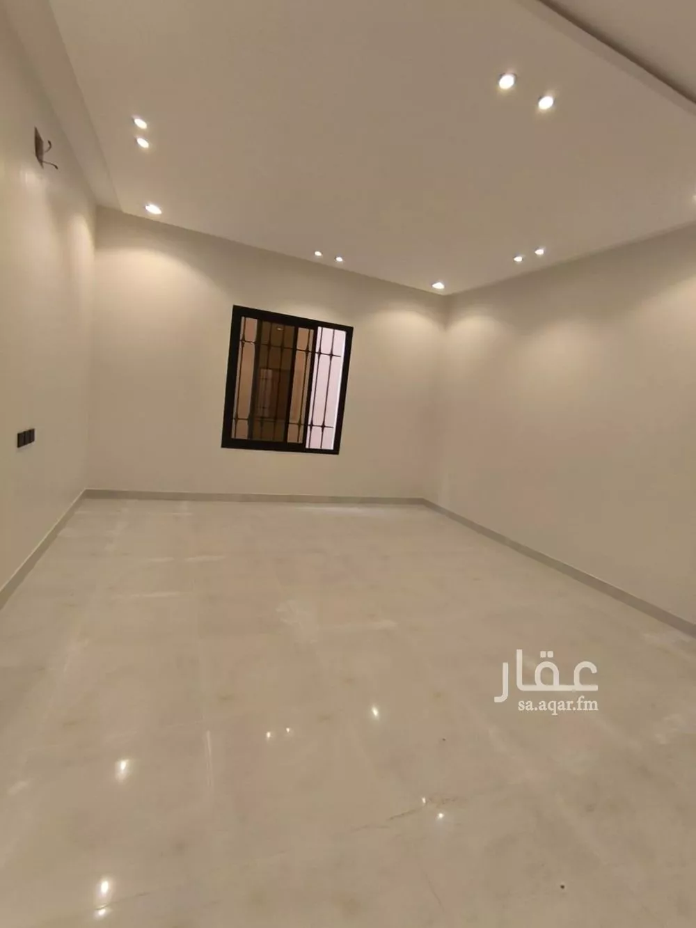 4 bedroom floor in Okaz 10