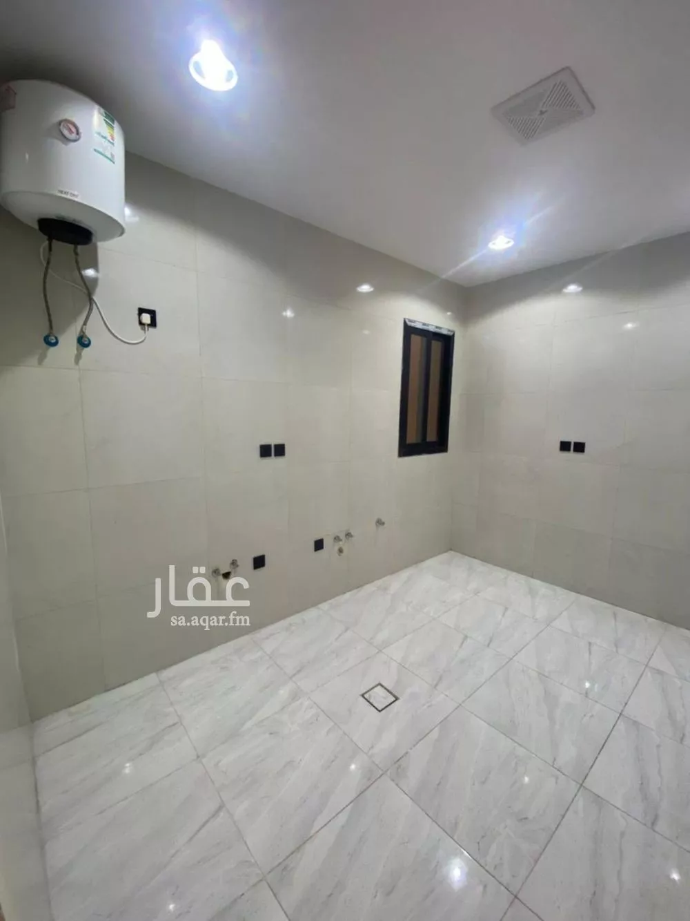 5 bedroom floor in Okaz 12