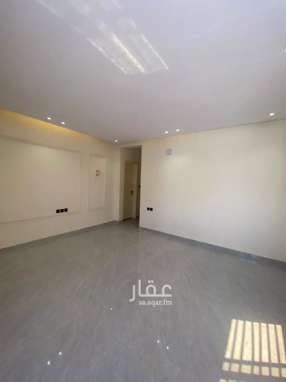 5 bedroom floor in Okaz 13