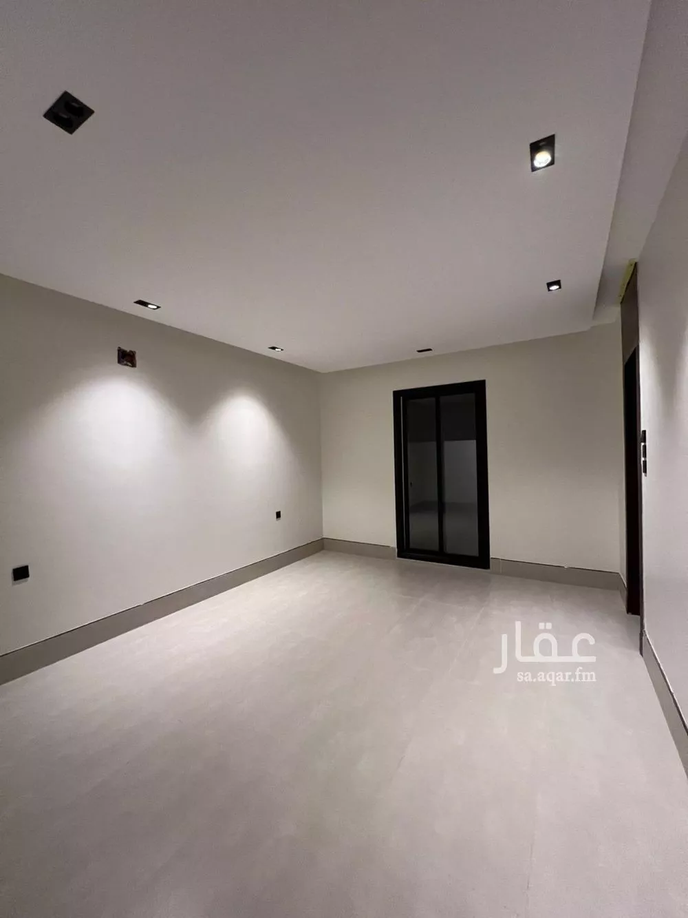 4 bedroom floor in Al Hazm 2