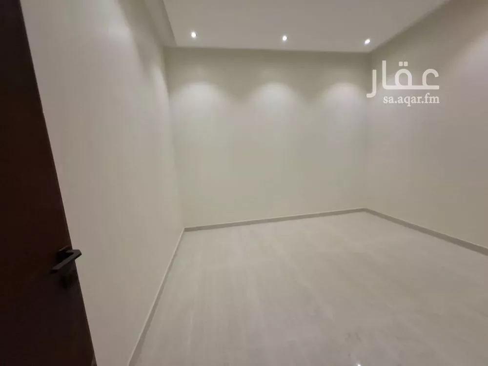 دور 5 غرف في عكاظ 10