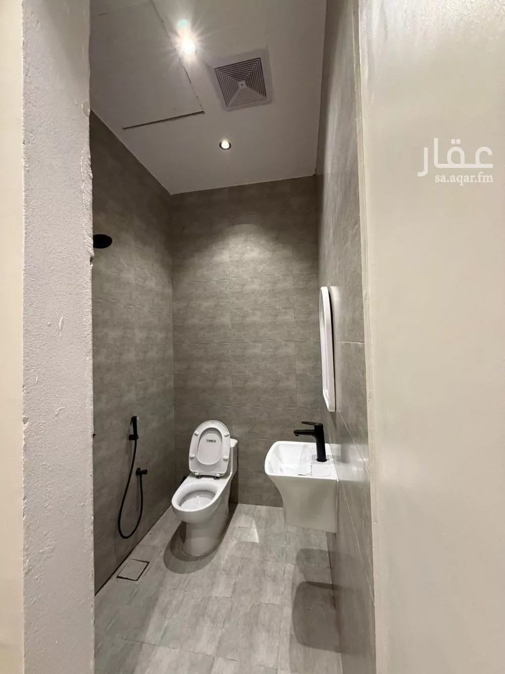 6 bedroom floor in Al Khaleej 15