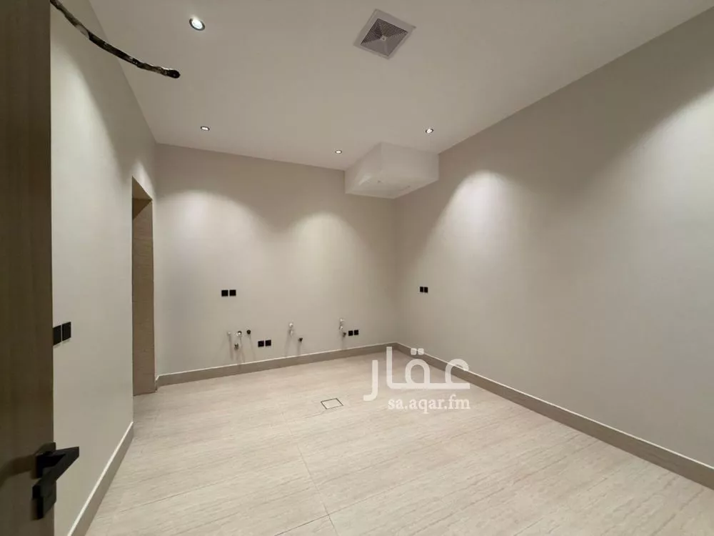 6 bedroom floor in Al Khaleej 16