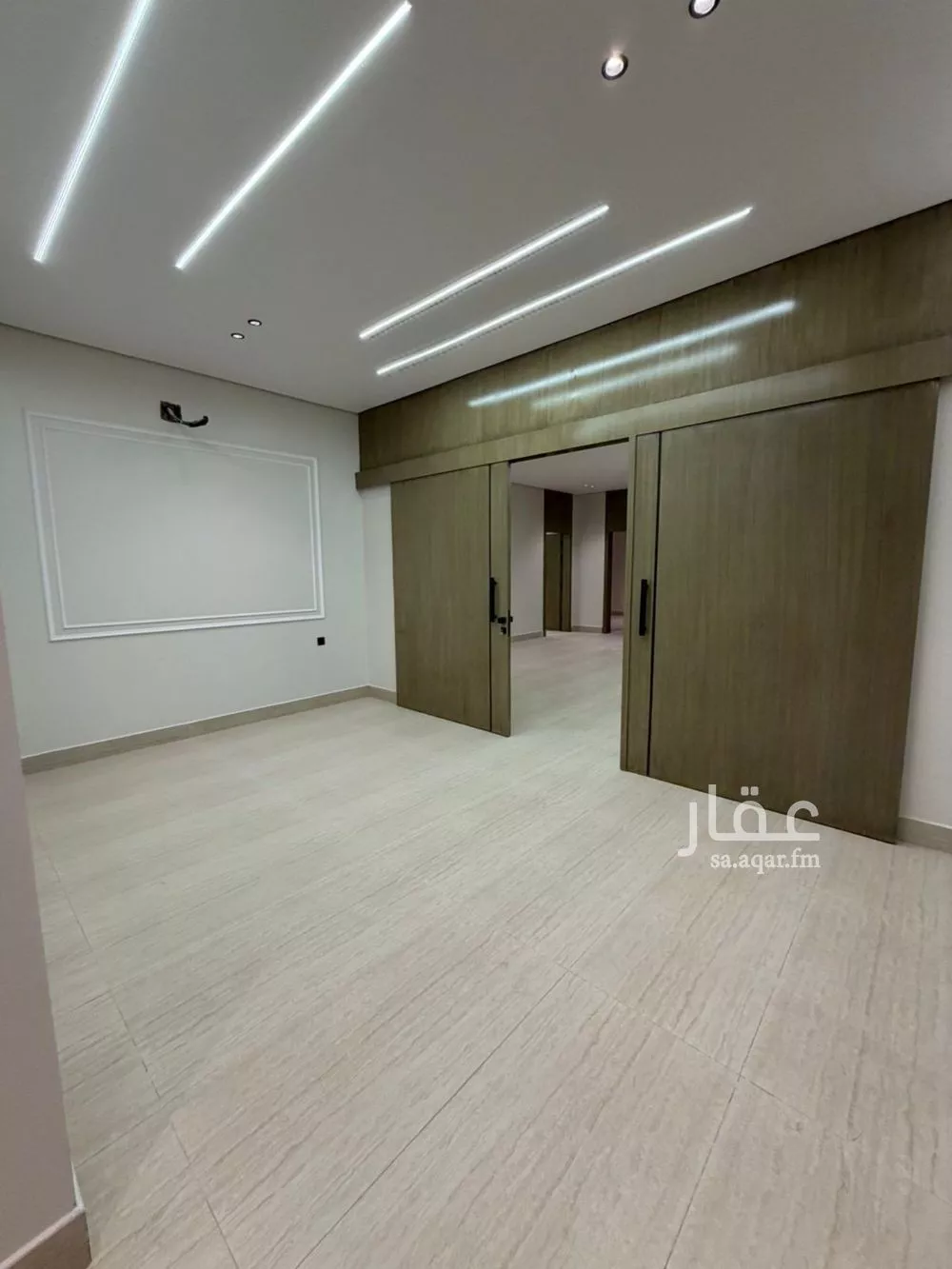 6 bedroom floor in Al Khaleej 5