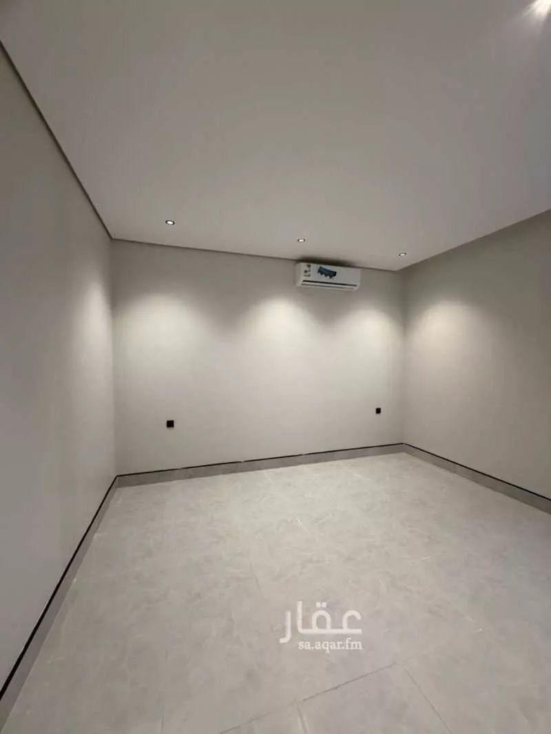 3 bedroom floor in Al Janadriyah 4