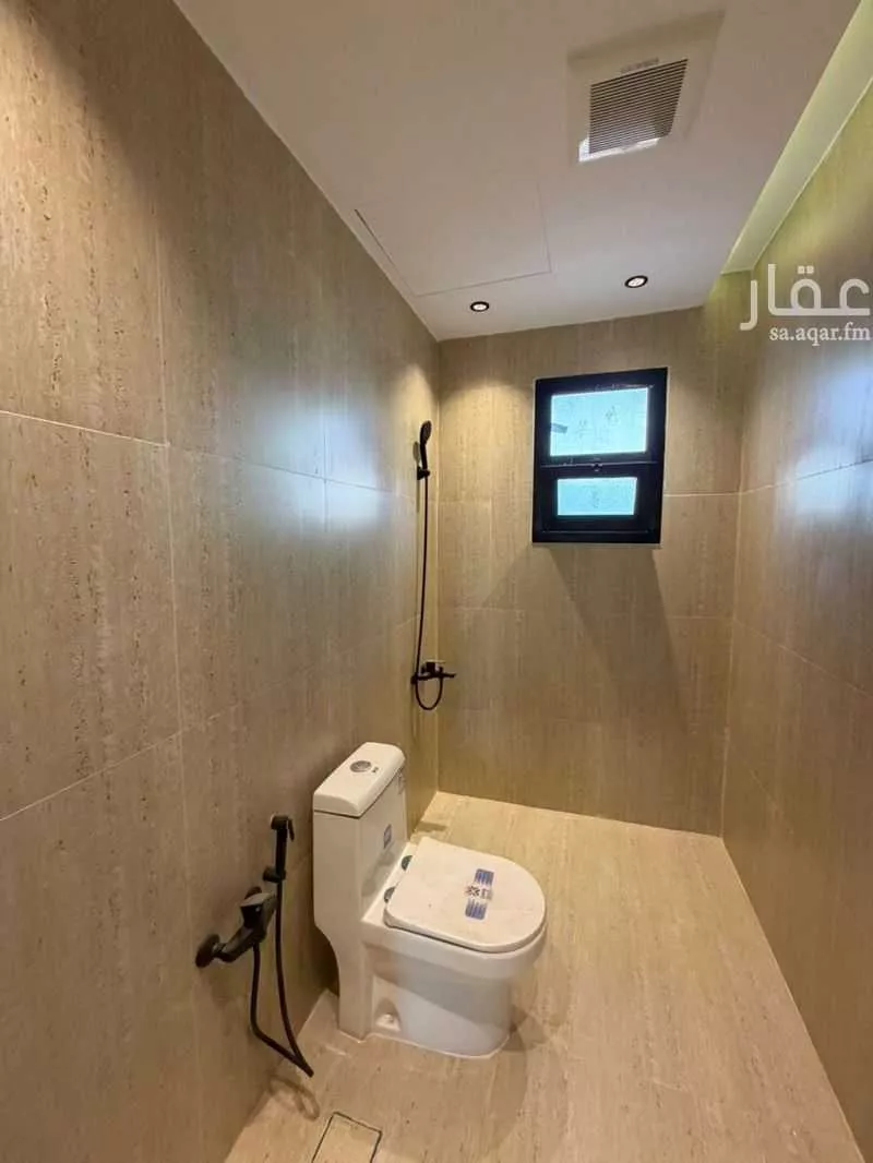 4 bedroom floor in Ash Sharq 18