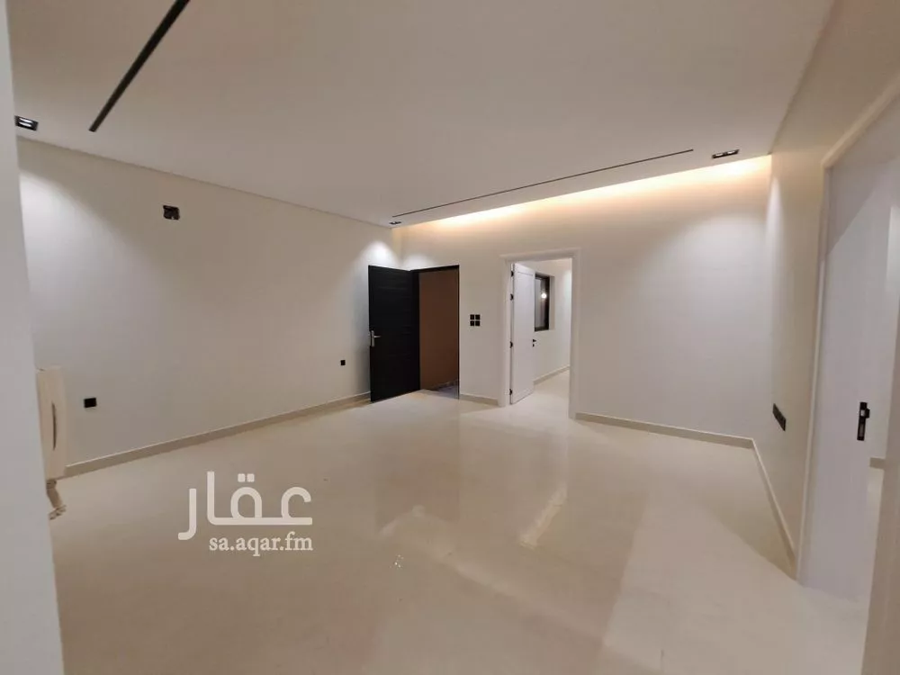 3 bedroom floor in Al Zahrah 11