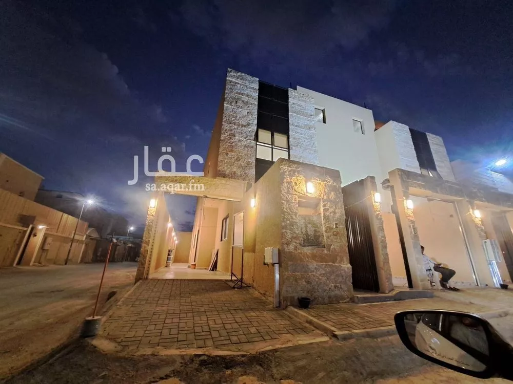 3 bedroom floor in Al Zahrah 4