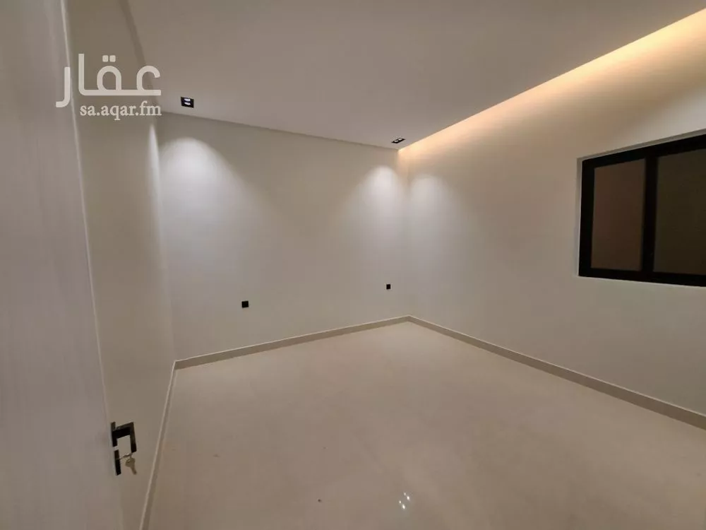 3 bedroom floor in Al Zahrah 8