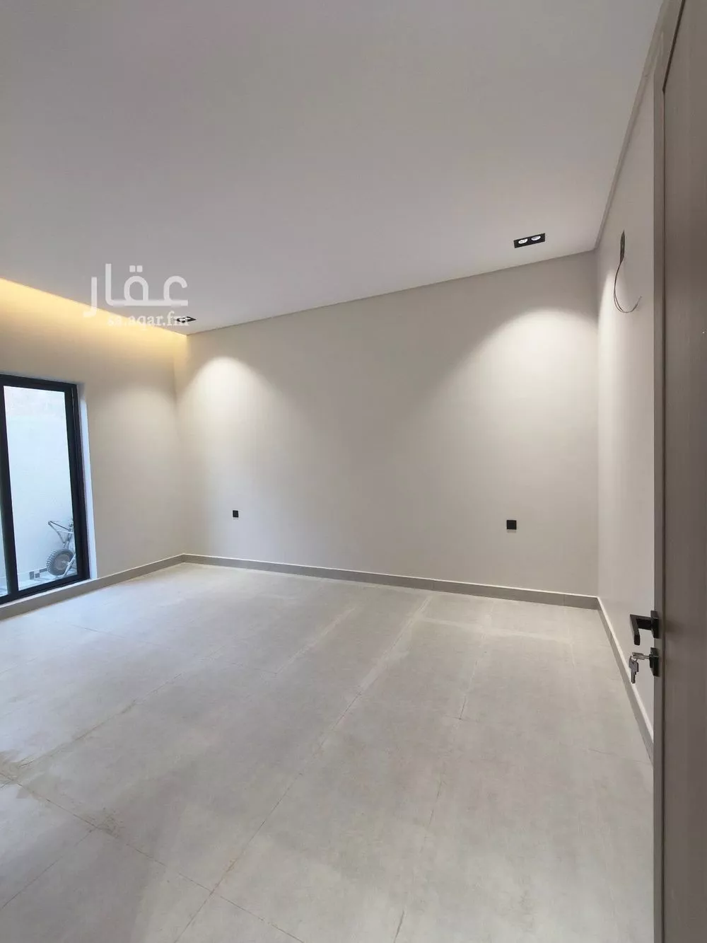 3 bedroom floor in As Suwaidi 12