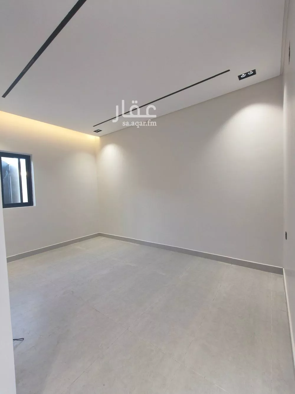 3 bedroom floor in As Suwaidi 9