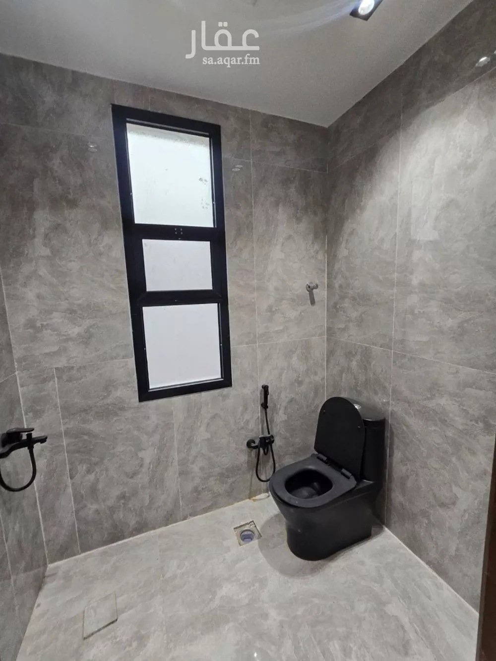 3 bedroom floor in Tuwaiq 8