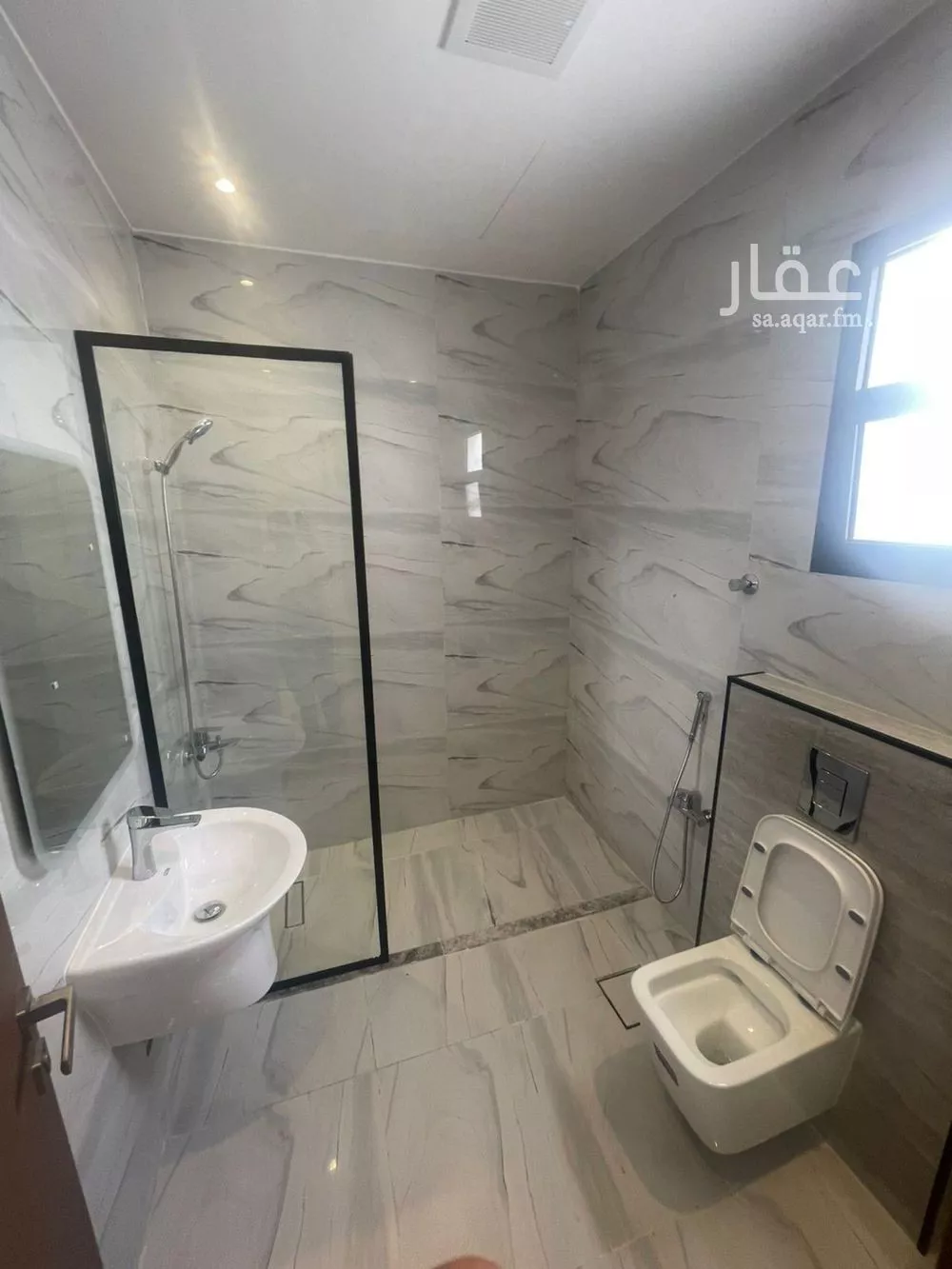 4 bedroom floor in Al Rimal 6