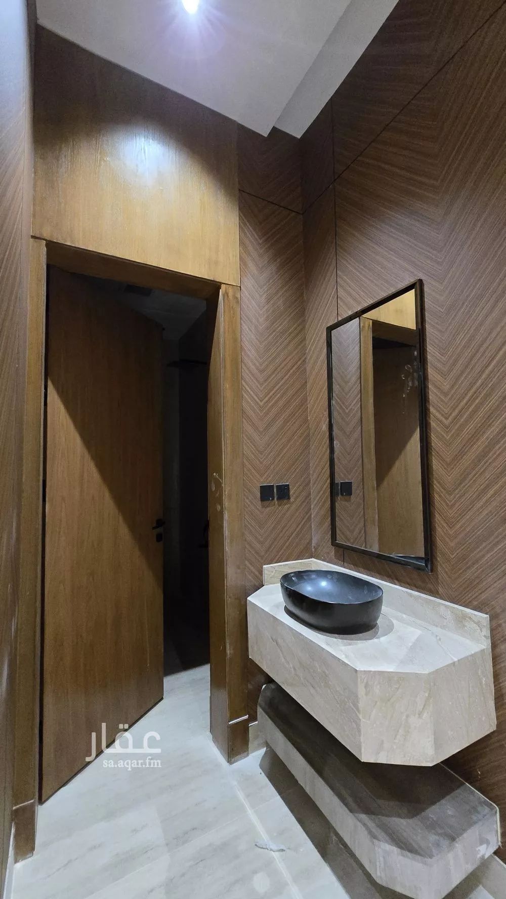 3 bedroom floor in Dhahrat Namar 9