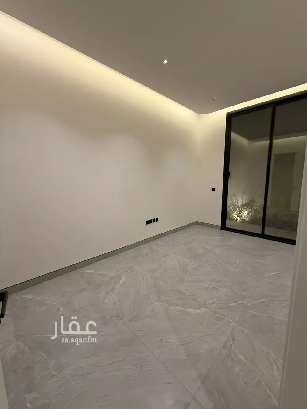 دور 4 غرف في النرجس 15