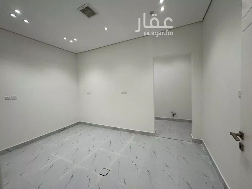 4 bedroom floor in Al Qadisiyah 8