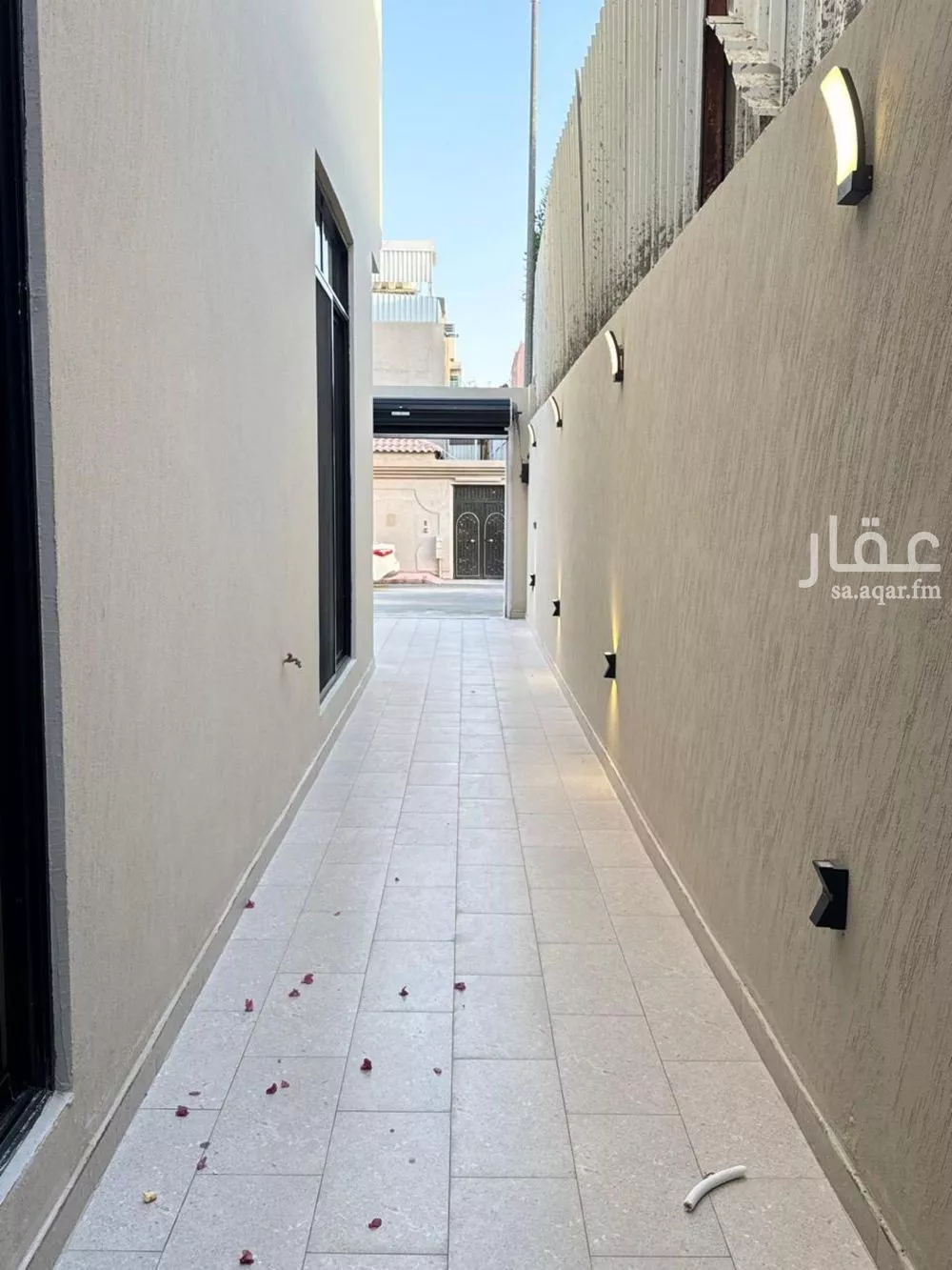 دور 5 غرف في الخليج 25