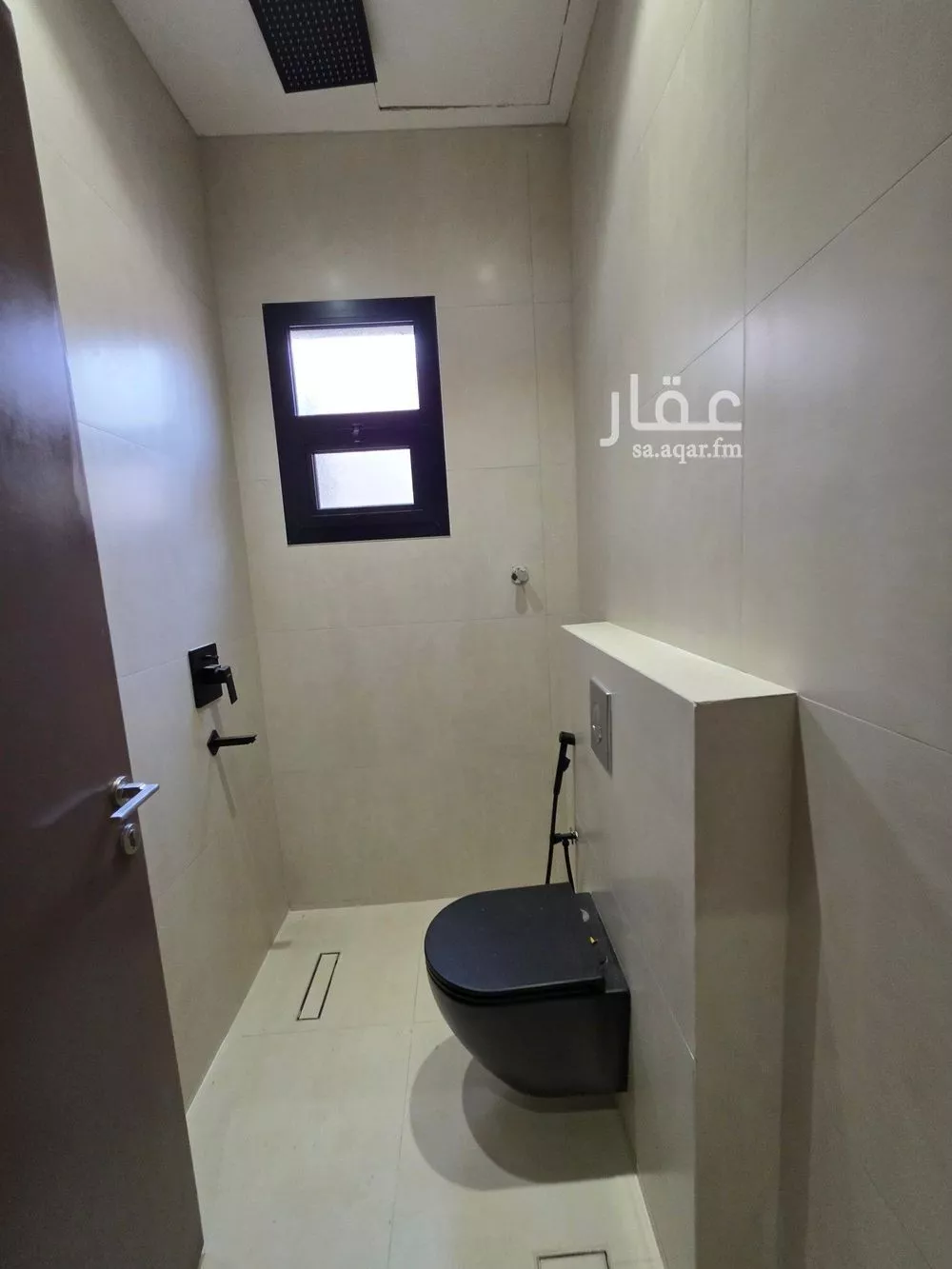 4 bedroom floor in Al Khaleej 15