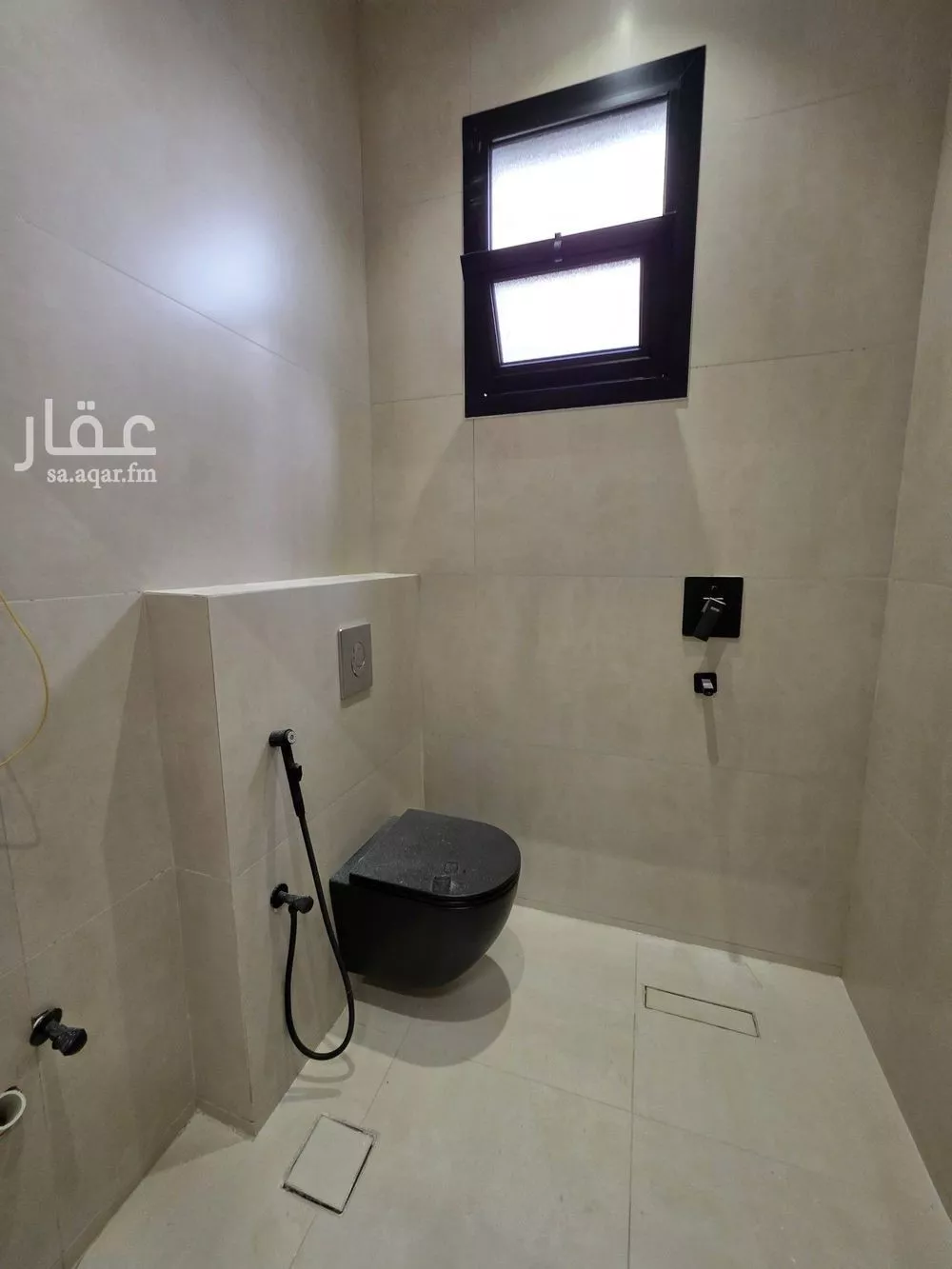 4 bedroom floor in Al Khaleej 16