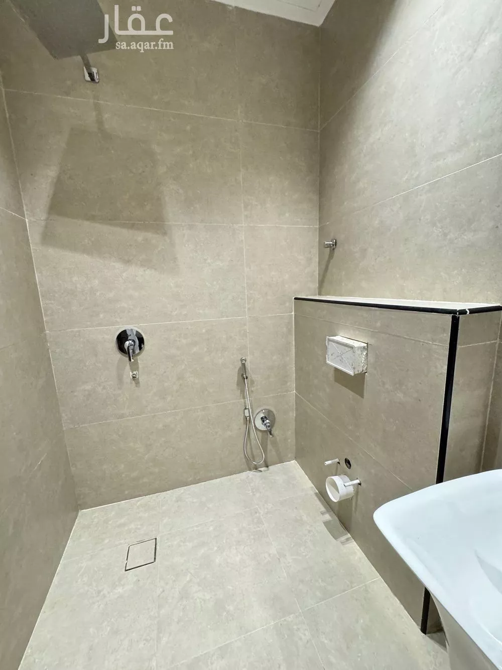 5 bedroom floor in Al Rimal 13