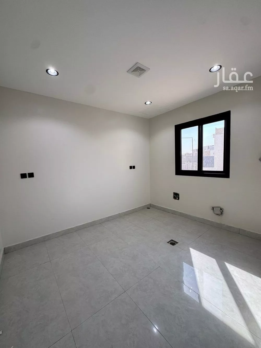 دور 5 غرف في الرمال 6