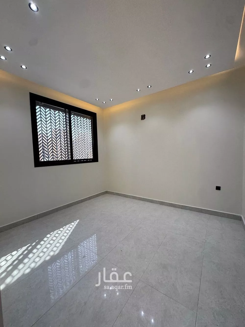 دور 5 غرف في الرمال 8