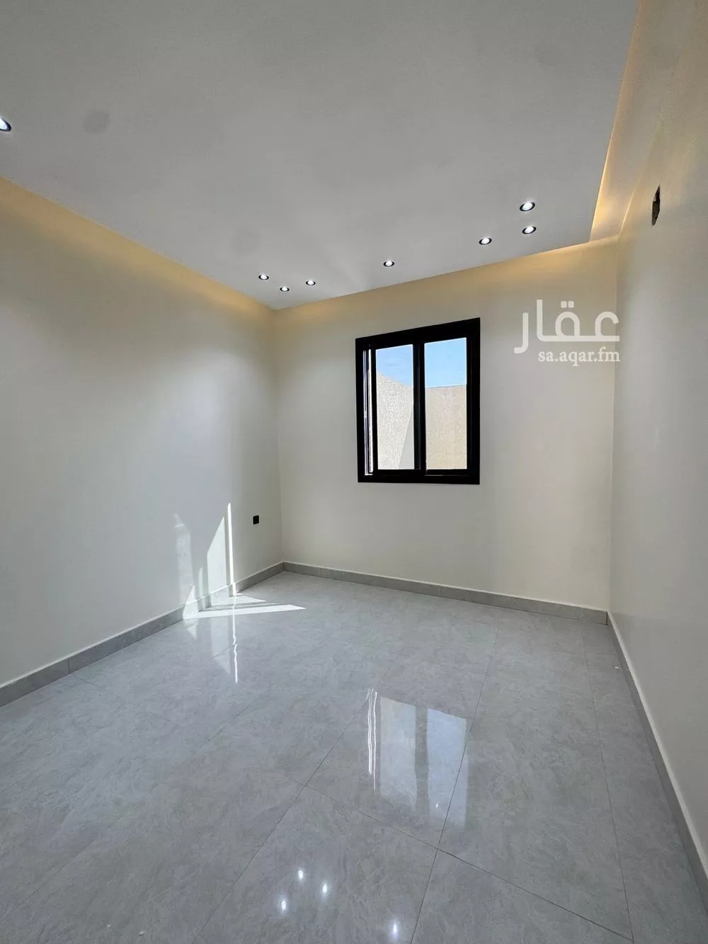 دور 5 غرف في الرمال 9