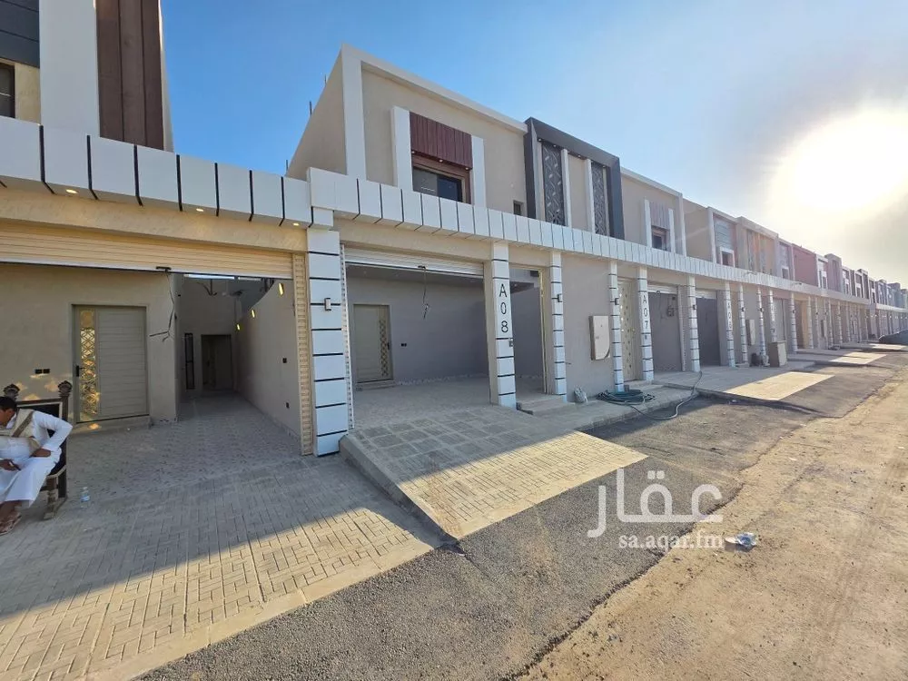 دور 5 غرف في طيبة 14