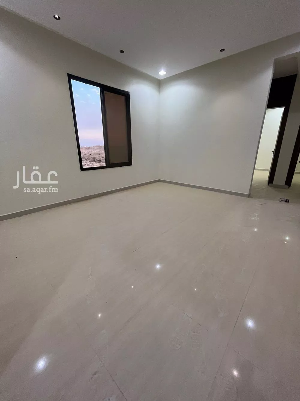 دور 5 غرف في بدر 8