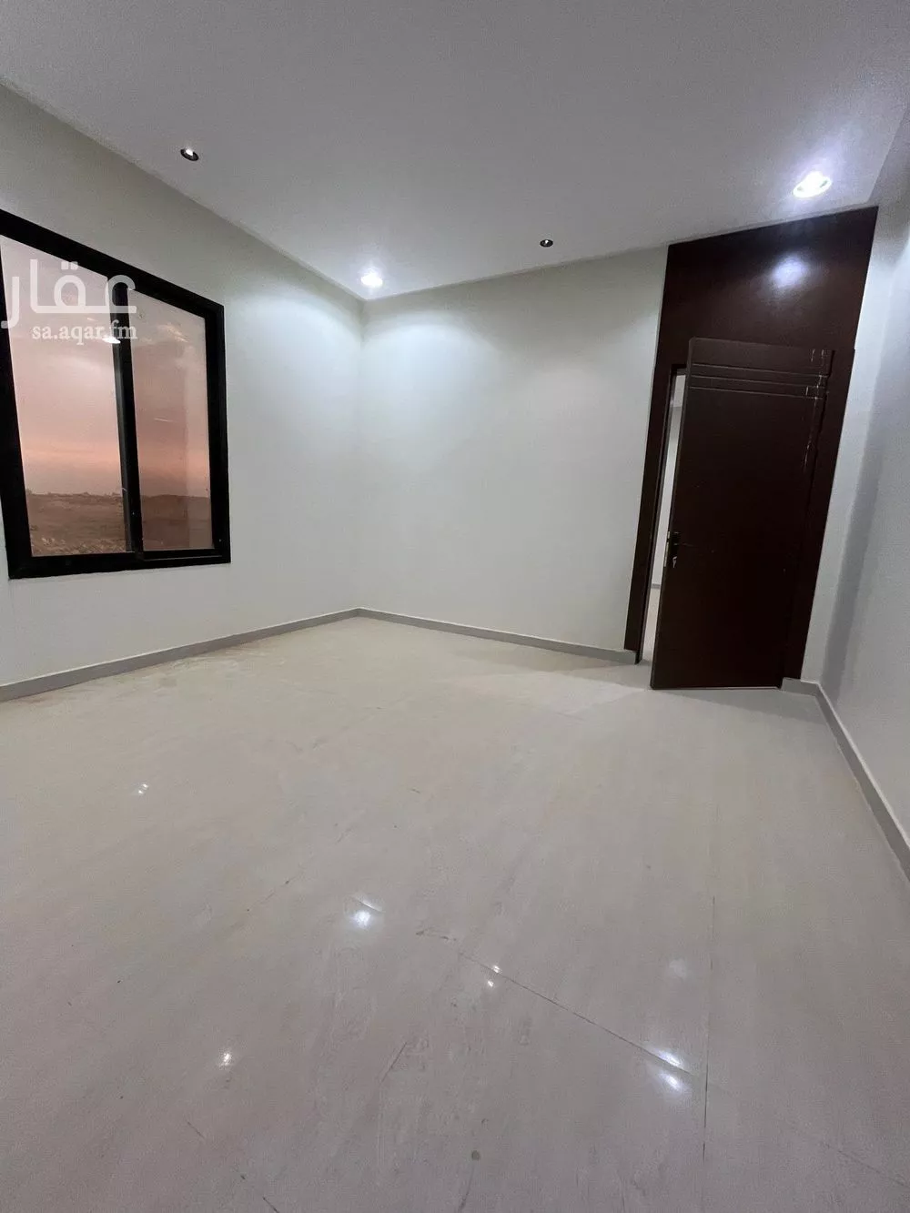دور 5 غرف في بدر 10