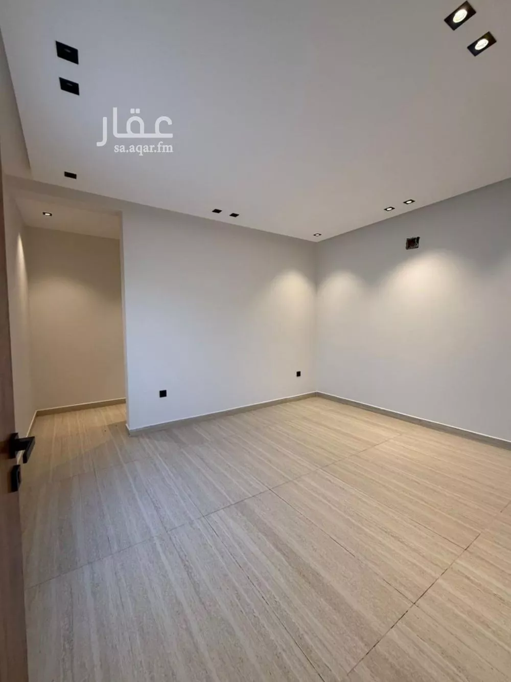 5 bedroom floor in Okaz 13