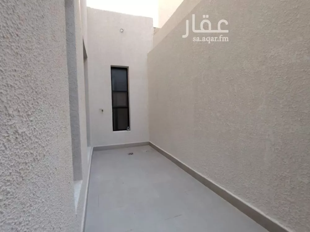 3 bedroom floor in Dirab 11