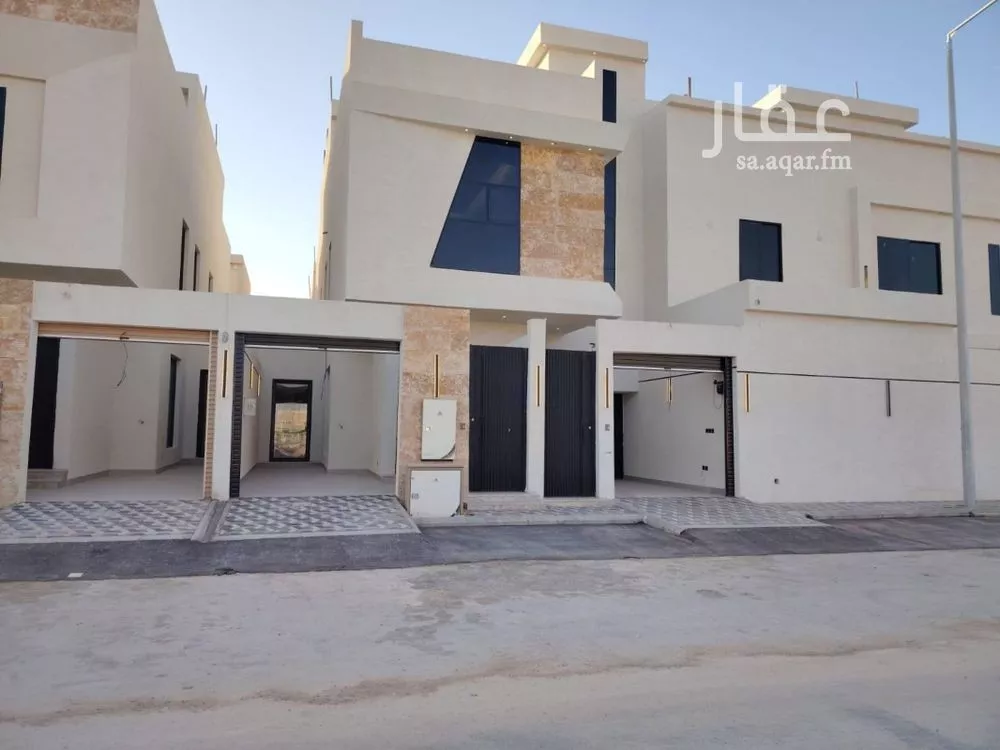 3 bedroom floor in Dirab 9