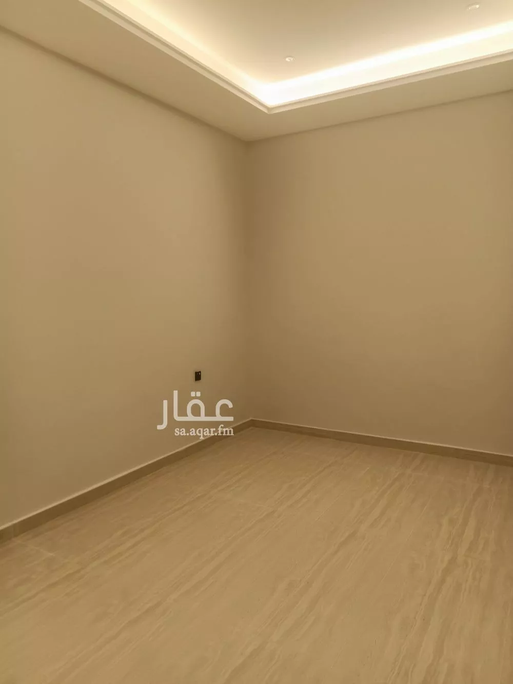 4 bedroom floor in As Suwaidi 14