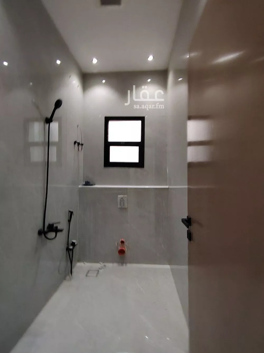 دور 5 غرف في ظهرة نمار 12
