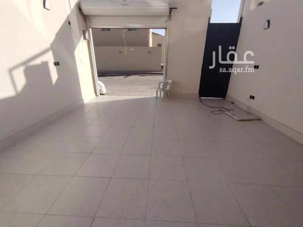 5 bedroom floor in Tuwaiq 6