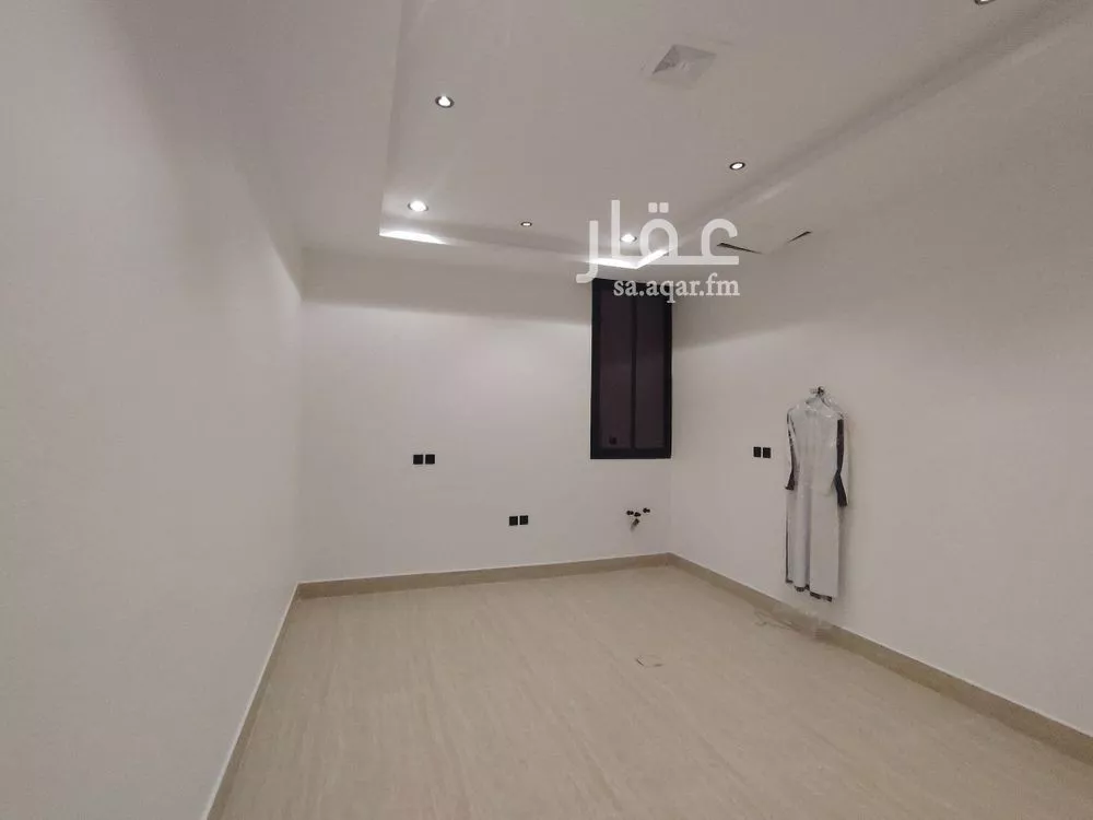 5 bedroom floor in Tuwaiq 9