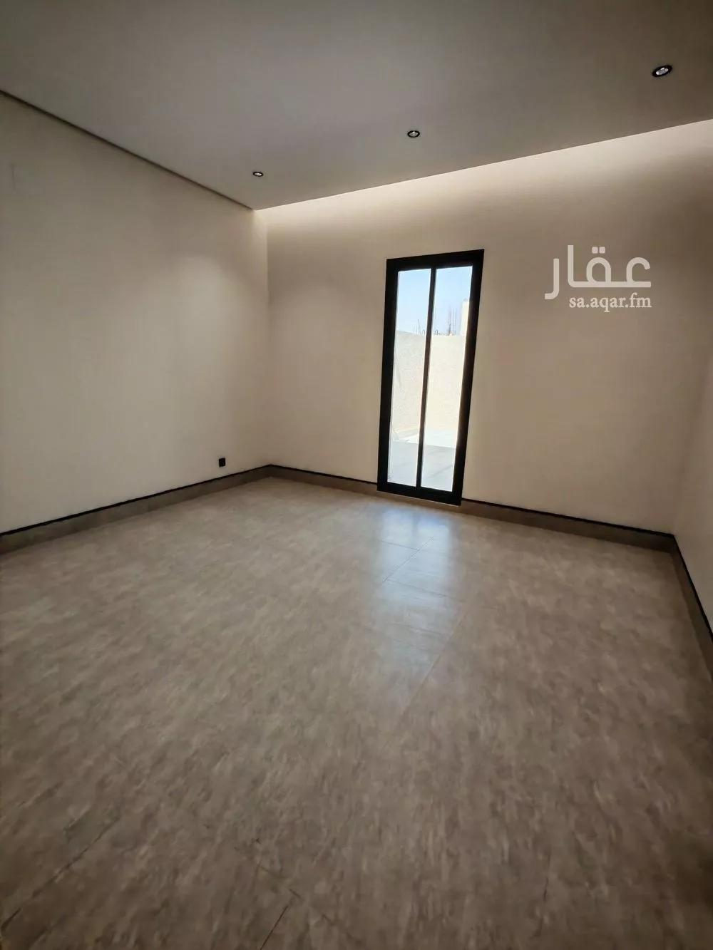 دور 5 غرف في الرمال 17