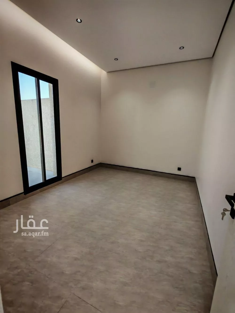 دور 5 غرف في الرمال 9