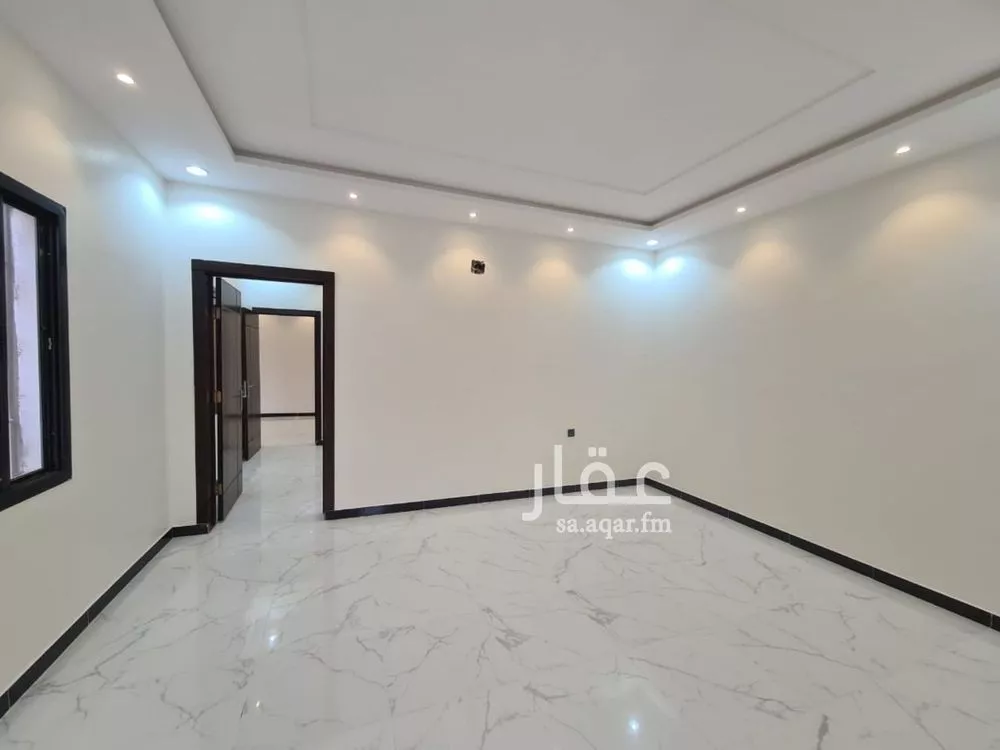 5 bedroom floor in Badr 9