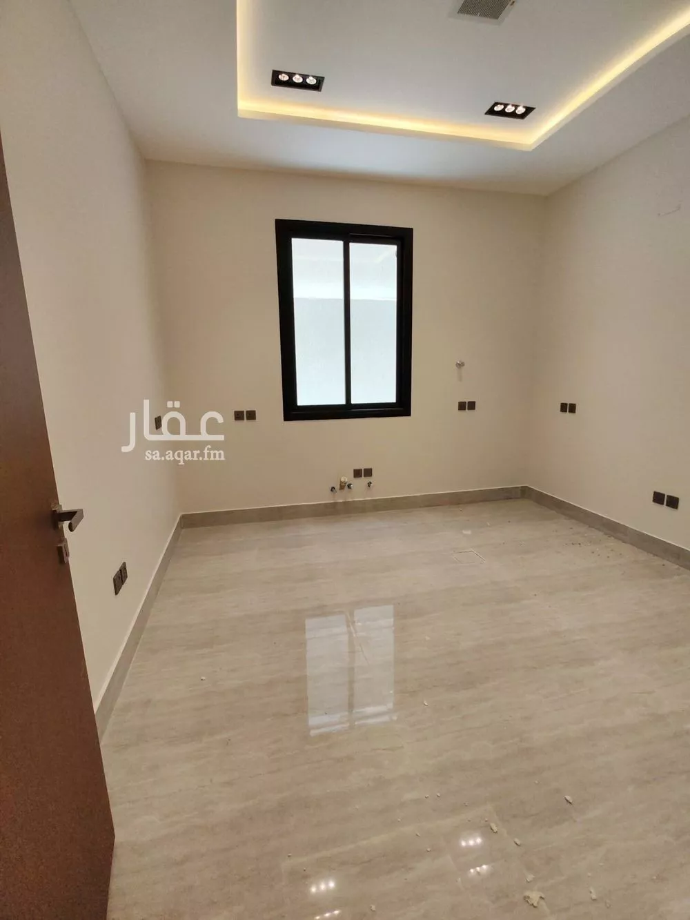 دور 4 غرف في الرمال 23