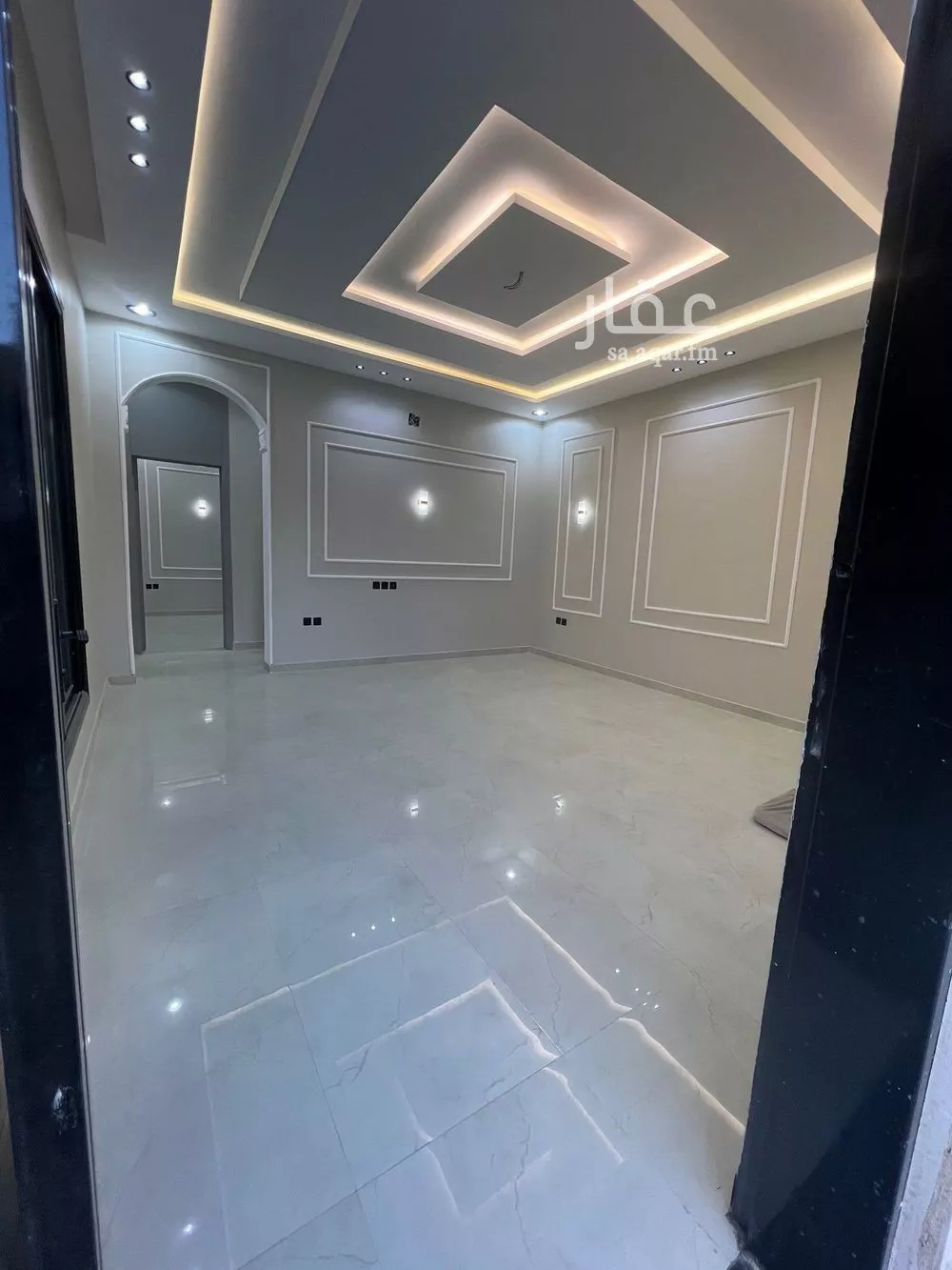 3 bedroom floor in Dhahrat Namar 5
