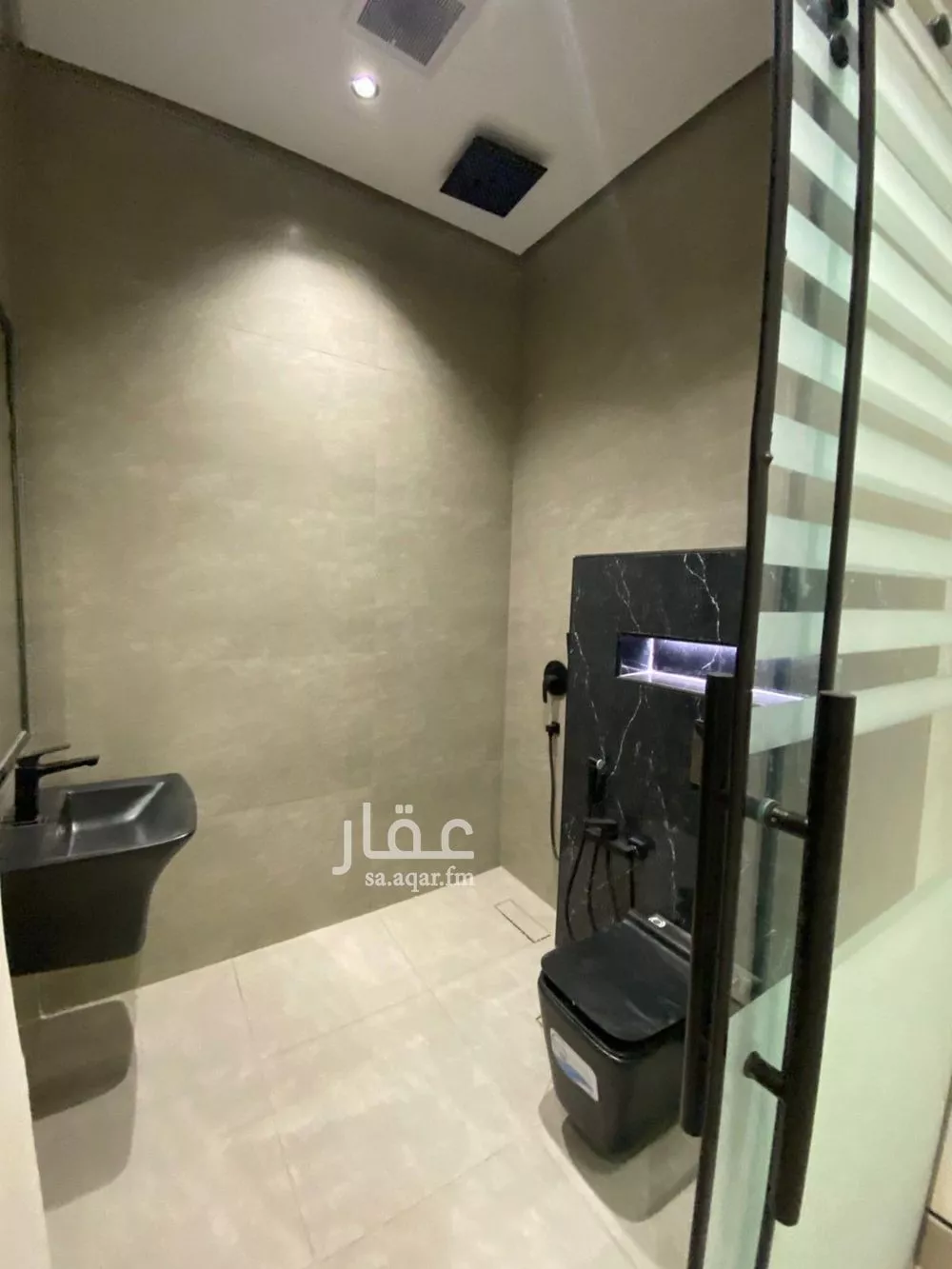 5 bedroom floor in Al Rimal 18