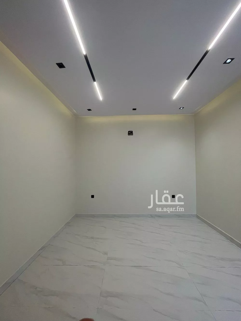 4 bedroom floor in Al Rimal 12