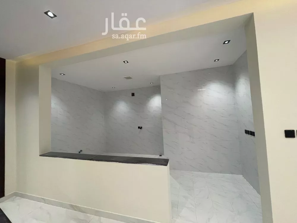 4 bedroom floor in Al Rimal 3