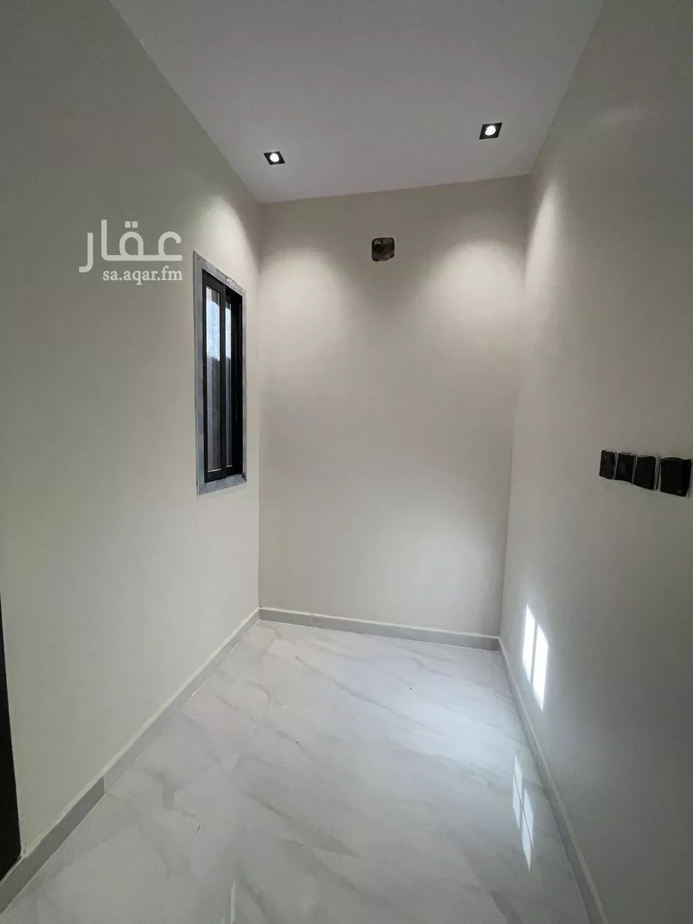 4 bedroom floor in Al Rimal 9